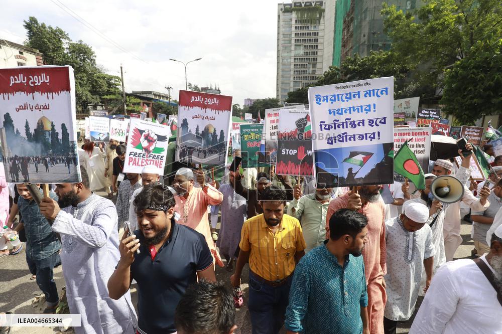 Thousands March to Protest Gaza War - Dhaka