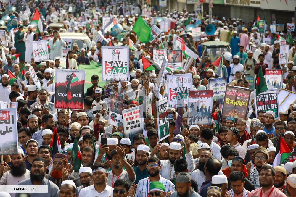 Thousands March to Protest Gaza War - Dhaka