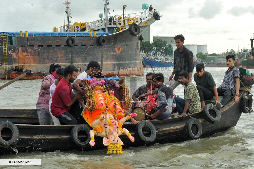 Devotees Perform Ganesh Idol Immersion - Bangladesh