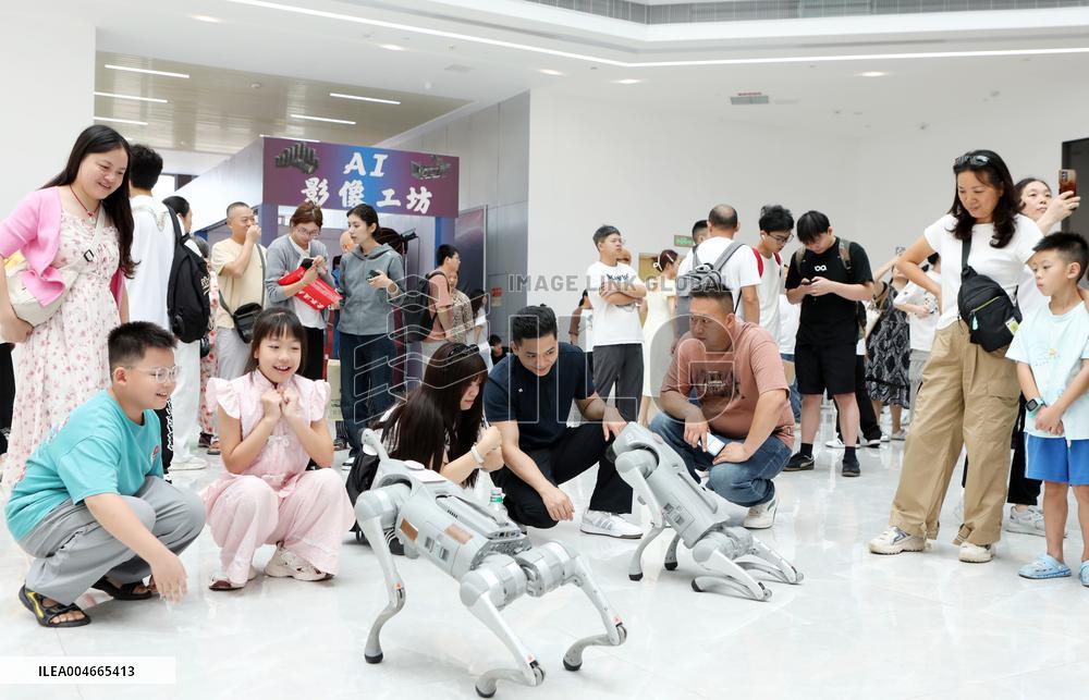 Chongqing Intelligent Engineering Vocational College 2025 Freshmen Report For Duty