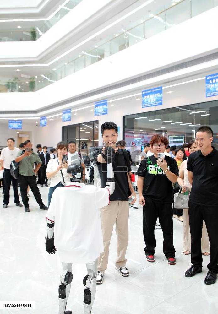 Chongqing Intelligent Engineering Vocational College 2025 Freshmen Report For Duty