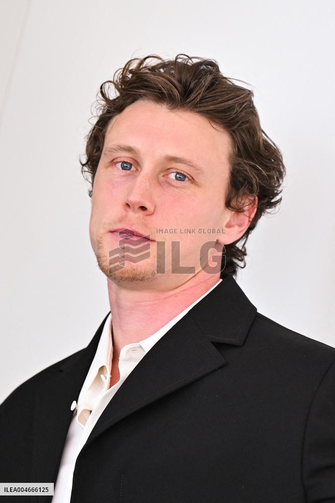 Venice Rose Of Nevada Photocall AM