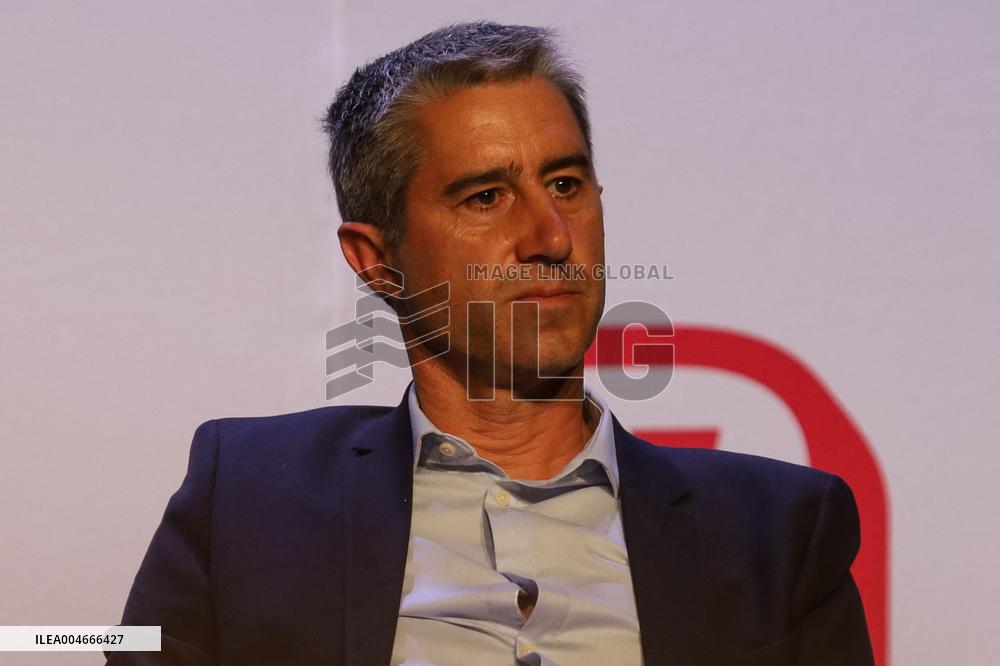 French Left-wing 'Rally To Win' Meeting - Chateaudun