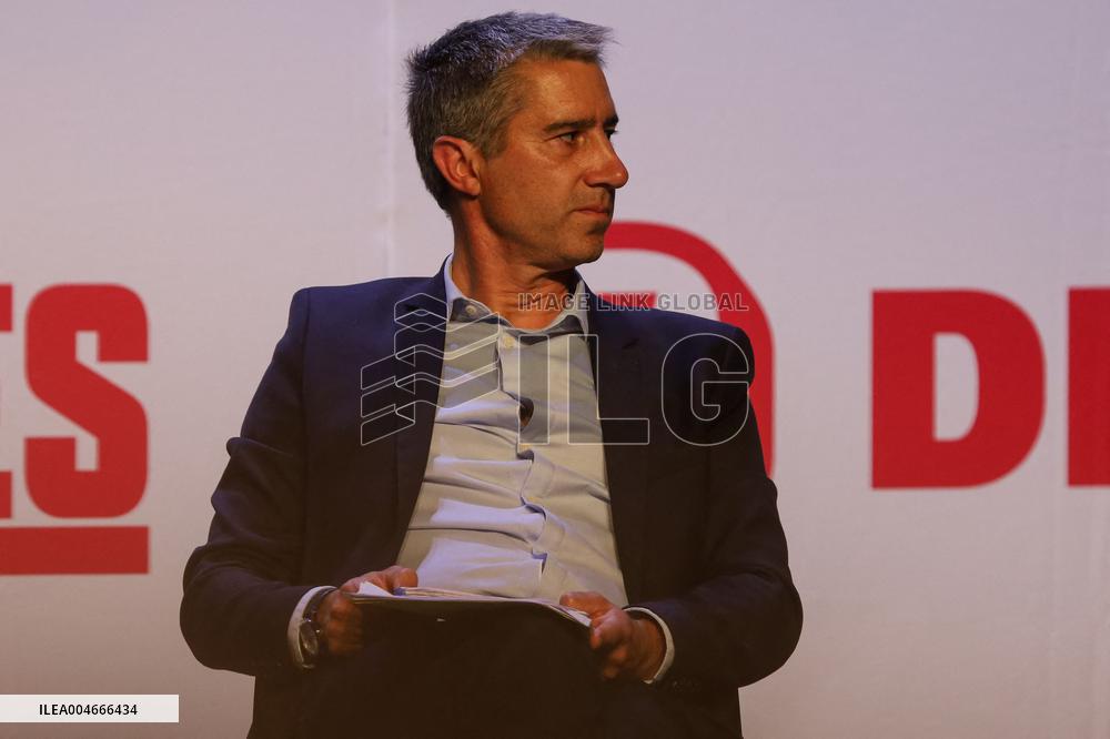 French Left-wing 'Rally To Win' Meeting - Chateaudun