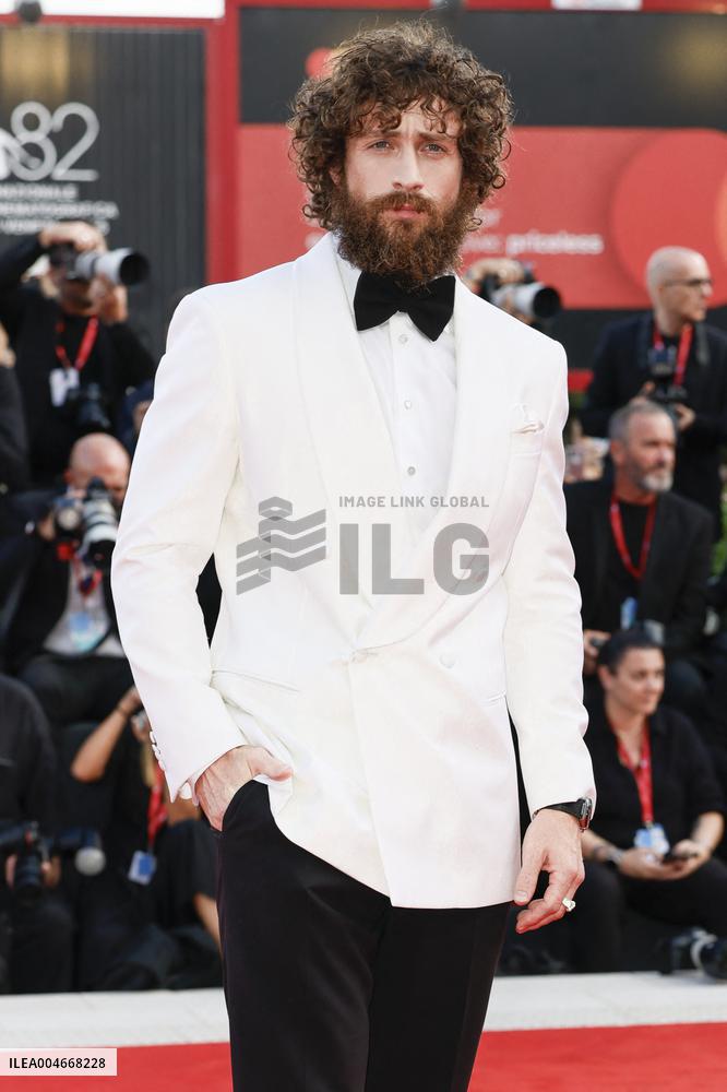 Venice - Red carpet film FRANKENSTEIN MP