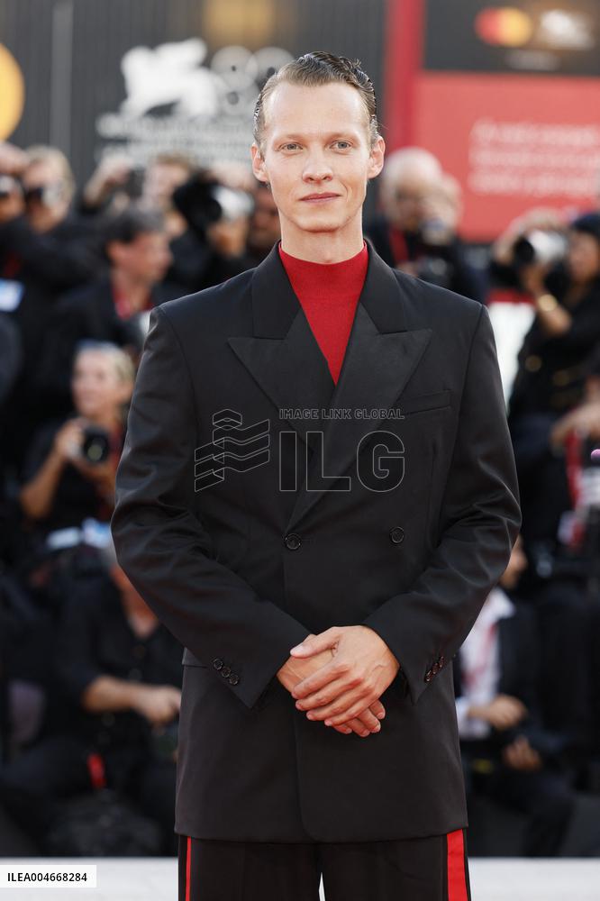 Venice - Red carpet film FRANKENSTEIN MP