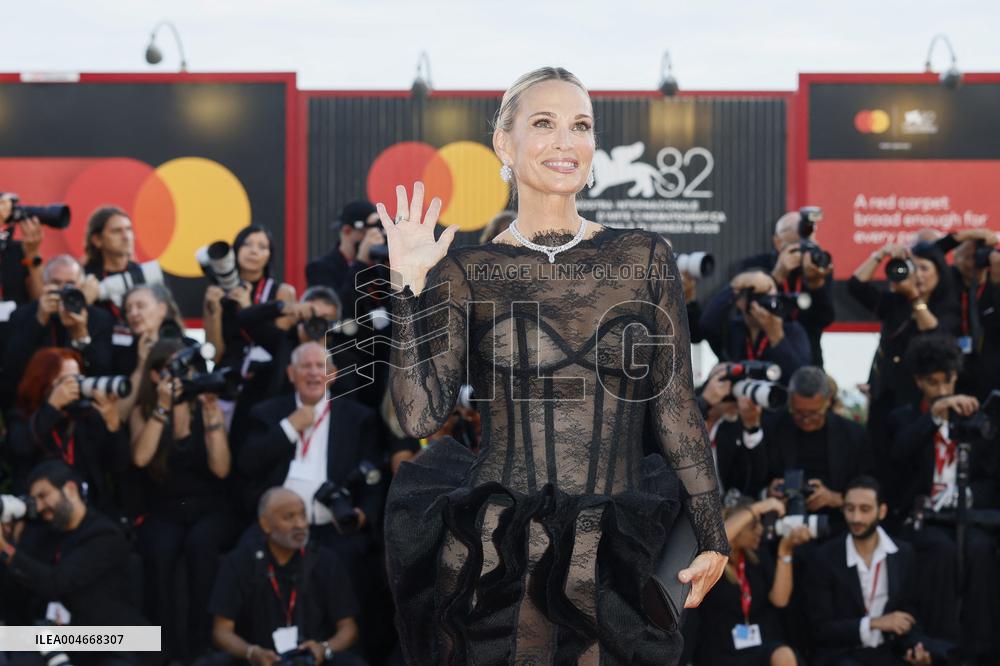 Venice - Red carpet film FRANKENSTEIN MP