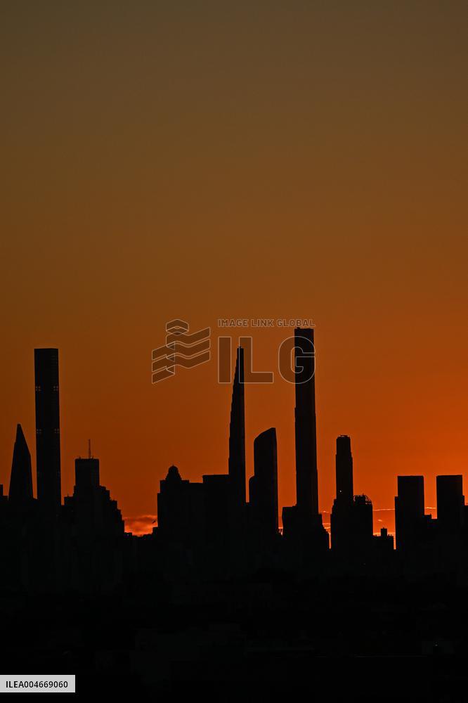 US Open - Sunset Over the Skyscrapers