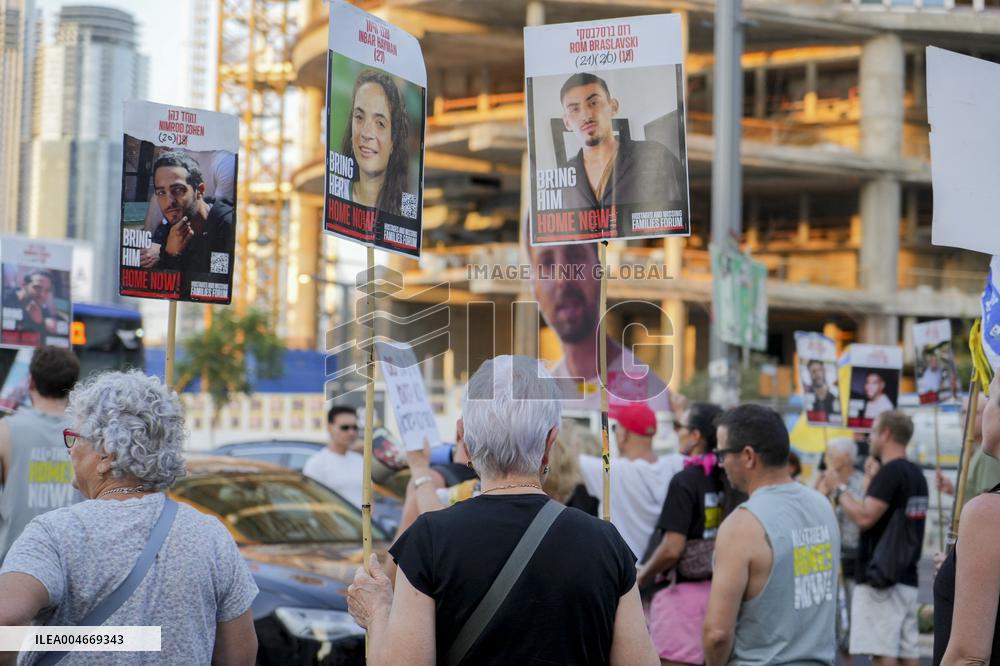 Rally for The End of The War and The Release of The Hostages - Tel Aviv