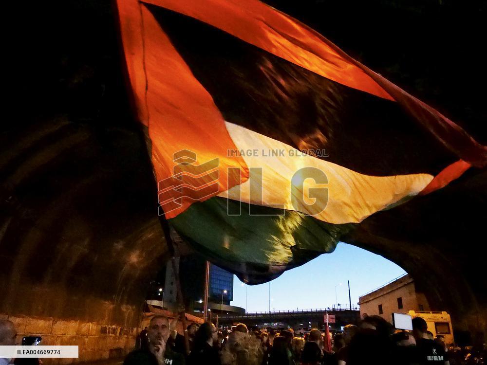 Humanitarian Global Sumud Flotilla Procession - Genoa