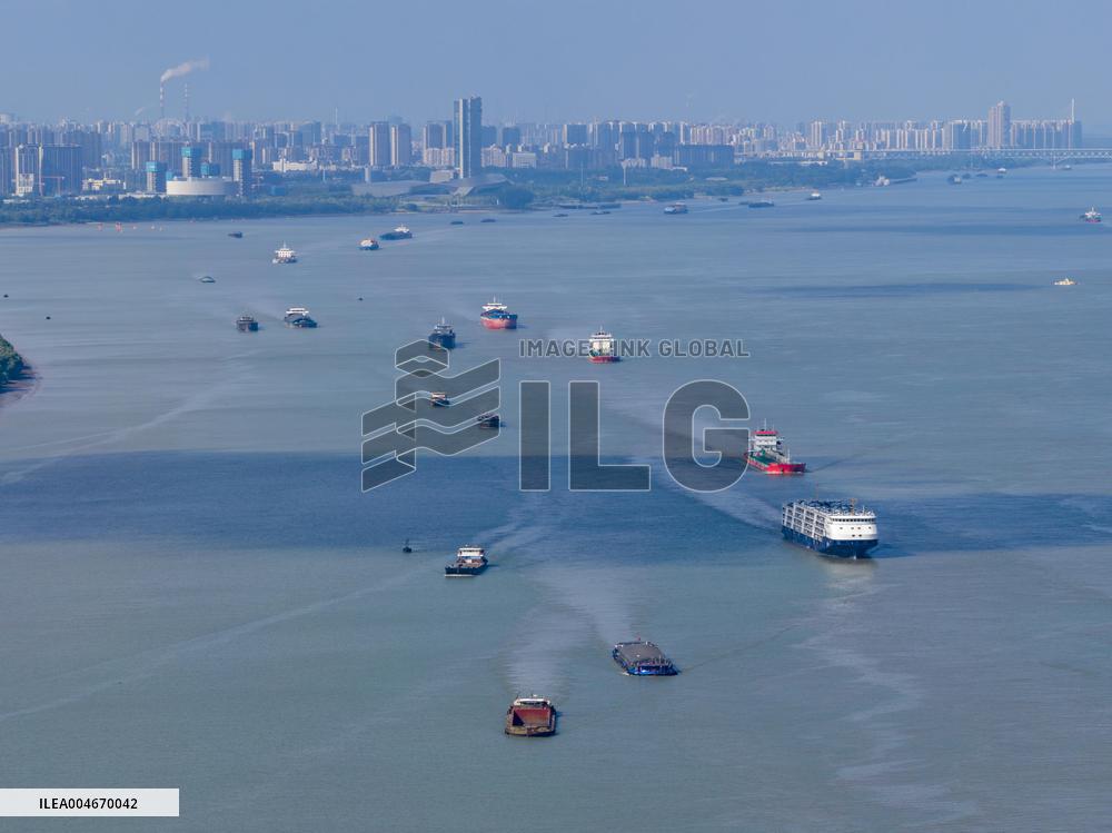 Yangtze River Waterway in Nanjing