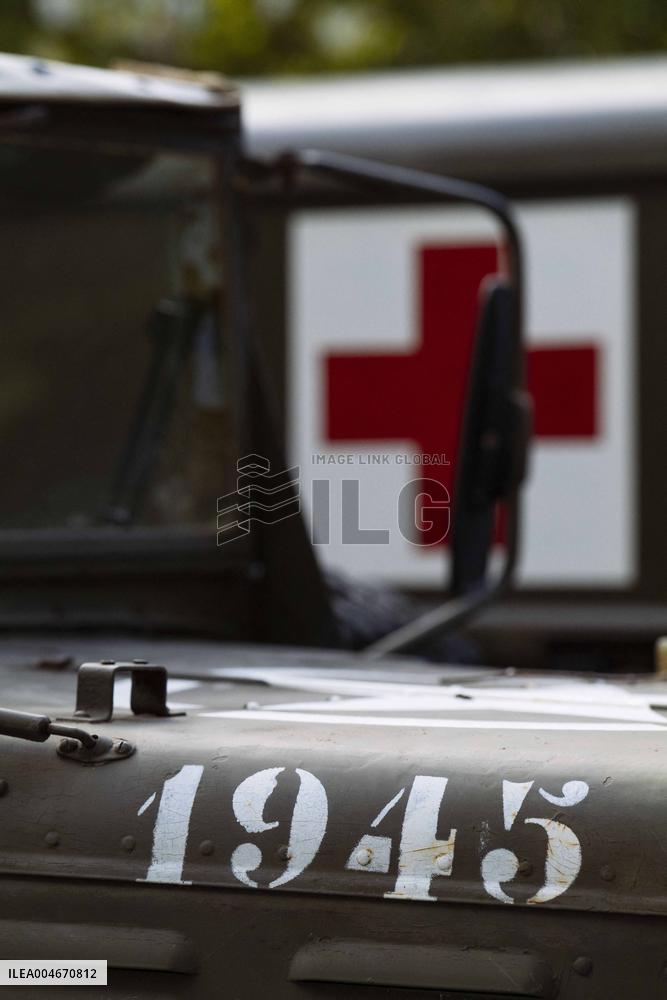 Vintage Vehicle Parade - Perigueux