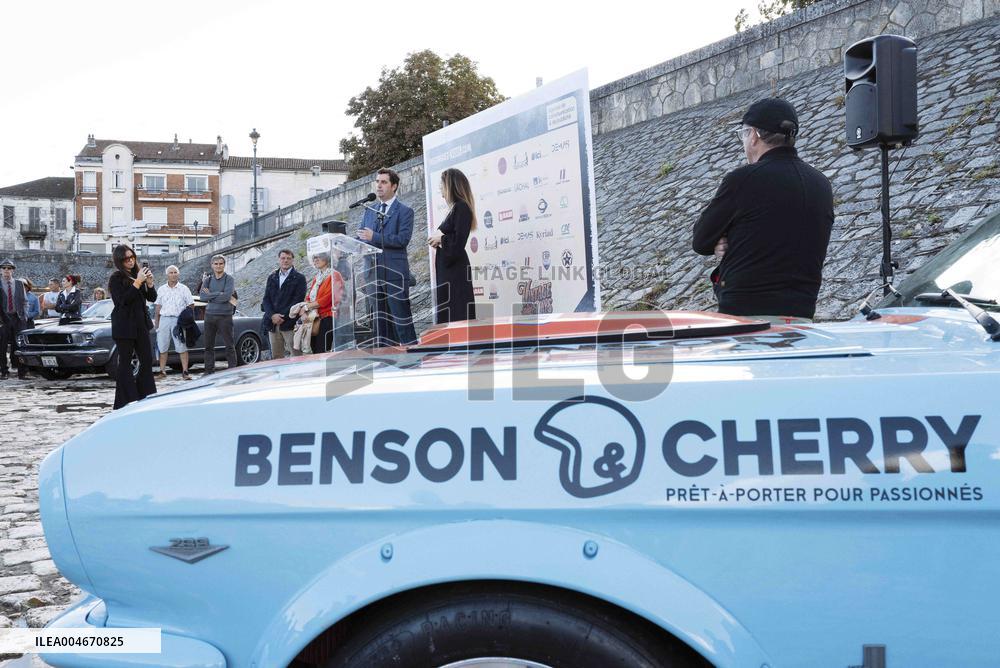 Vintage Vehicle Parade - Perigueux