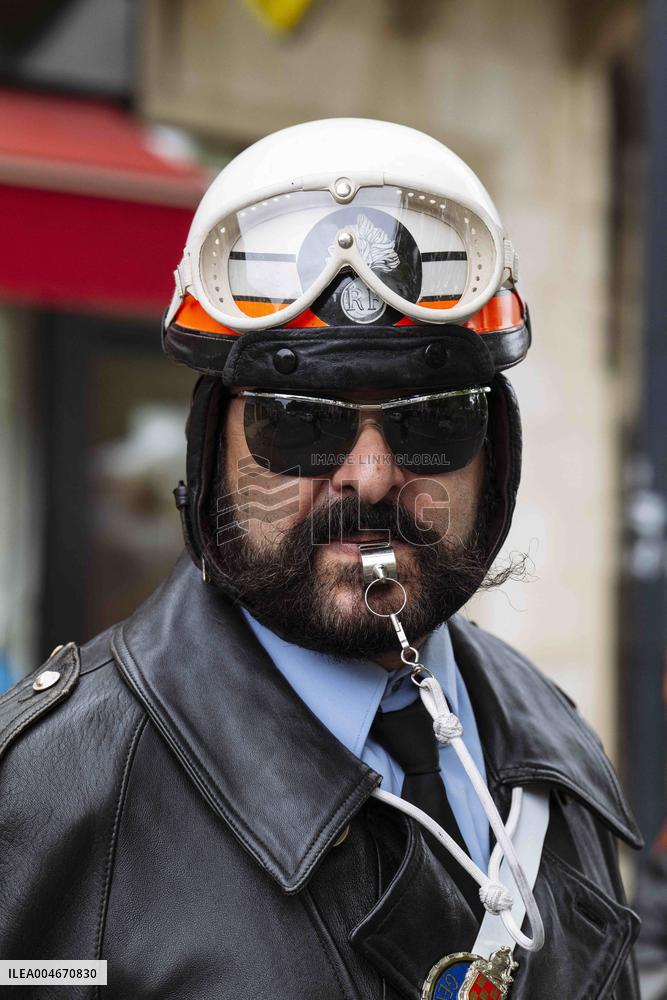 Vintage Vehicle Parade - Perigueux