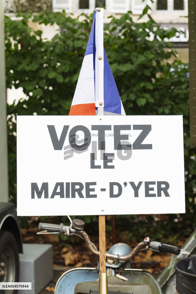 Vintage Vehicle Parade - Perigueux