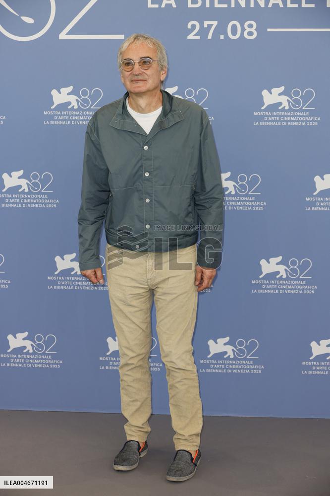 Venice - Photocall film ‘The Wizard Of The Kremlin’ (Le Mage Du Kremlin) MP