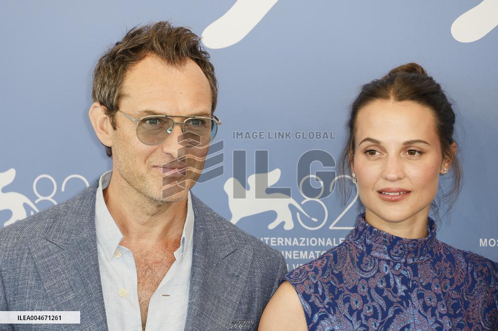 Venice - Photocall film ‘The Wizard Of The Kremlin’ (Le Mage Du Kremlin) MP