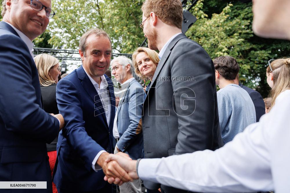 Speech by the Minister of Justice at his political return - Tourcoing AJ