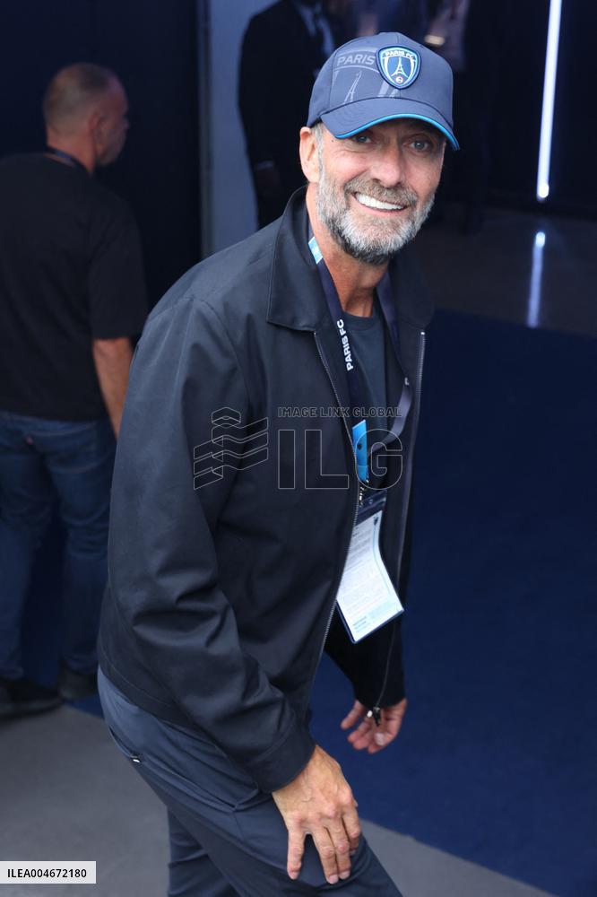 Celebs at Paris FC vs Metz - Paris