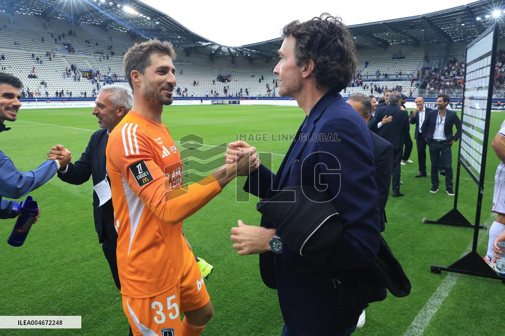 Celebs at Paris FC vs Metz - Paris