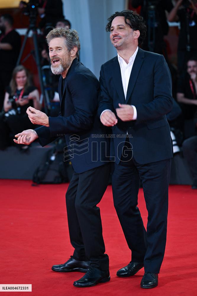 Venice Father Mother Sister Brother Premiere AM