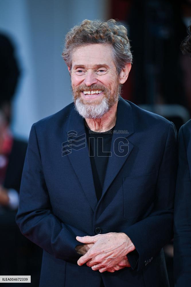 Venice Father Mother Sister Brother Premiere AM