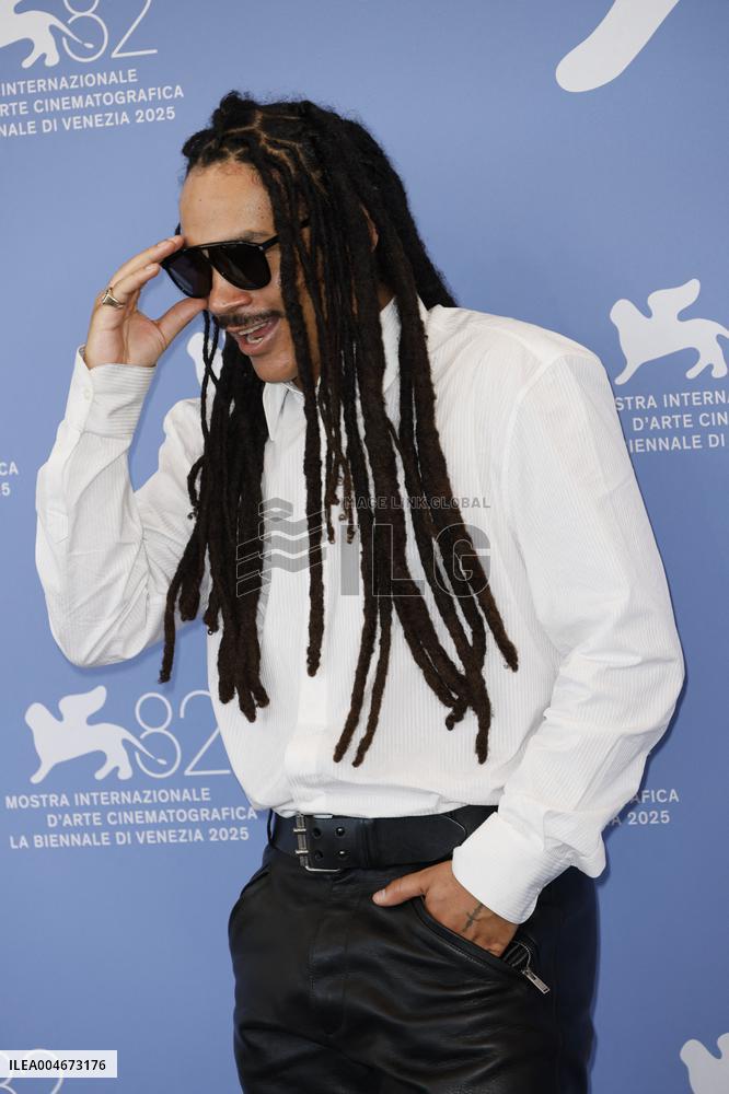 Venice - Photocall FATHER MOTHER SISTER BROTHER MP