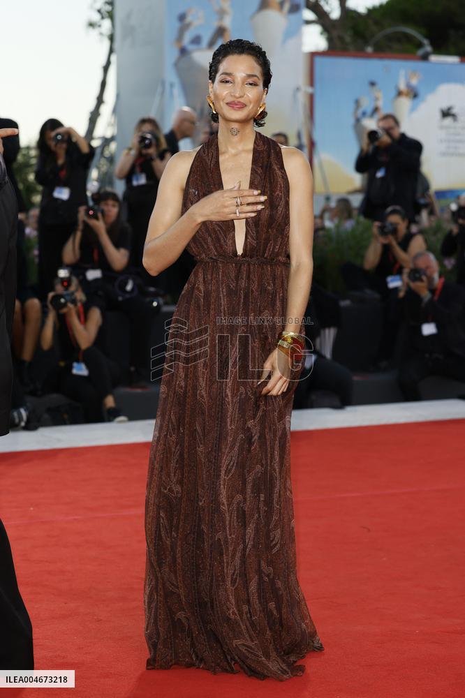 Venice - Red carpet film FATHER MOTHER SISTER BROTHER  MP