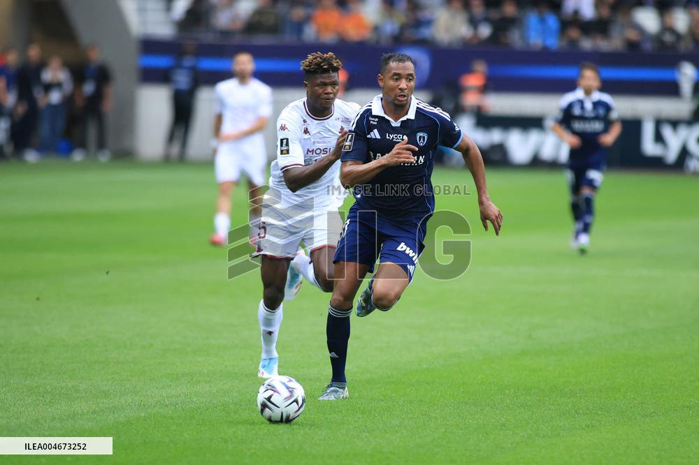 Paris FC vs Metz - Paris