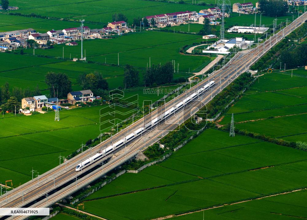 National Railway Summer Transport Exceeds 900 Million Passengers