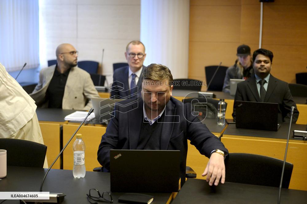 Eagle S:n kapteenia ja perämiehiä syytetään joulupäivän kaapelirikoista Suomenlahdella - vastaajien kuuleminen