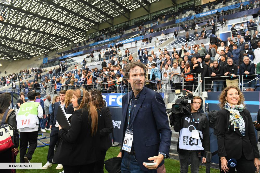 Arnault Family at Paris FC vs Metz - Paris