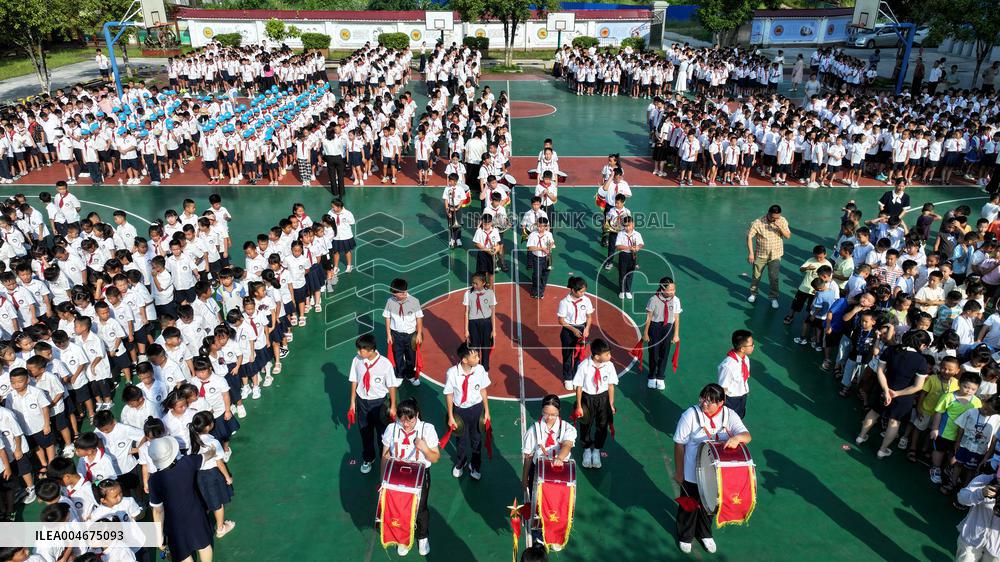New Semester Opening Ceremony in Liuzhou