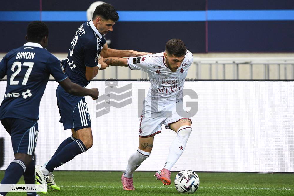 Paris FC vs Metz - Paris
