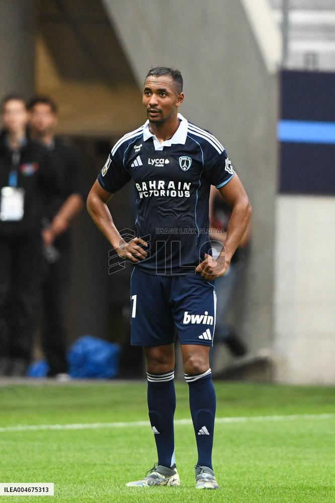 Paris FC vs Metz - Paris