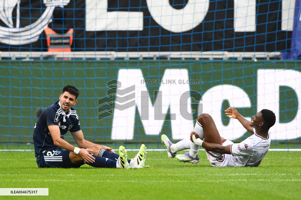 Paris FC vs Metz - Paris