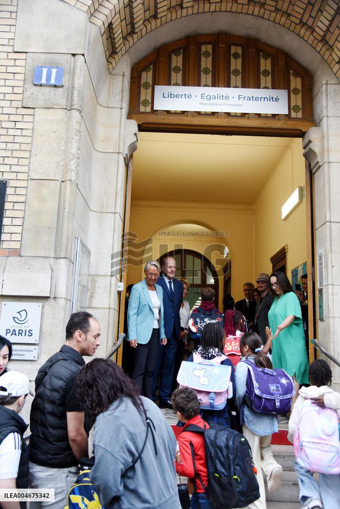 Elisabeth Borne Visit Elementary School - Paris