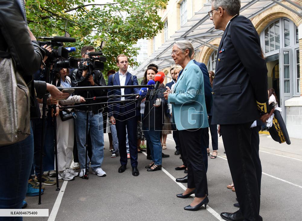 Elisabeth Borne Visit Elementary School - Paris