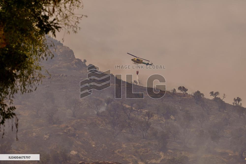 A New Fire Affects The Monte Coronado Area In Malaga - Spain