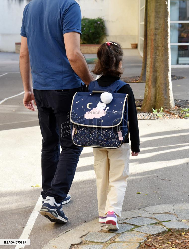 Illustration Elementary School - Paris