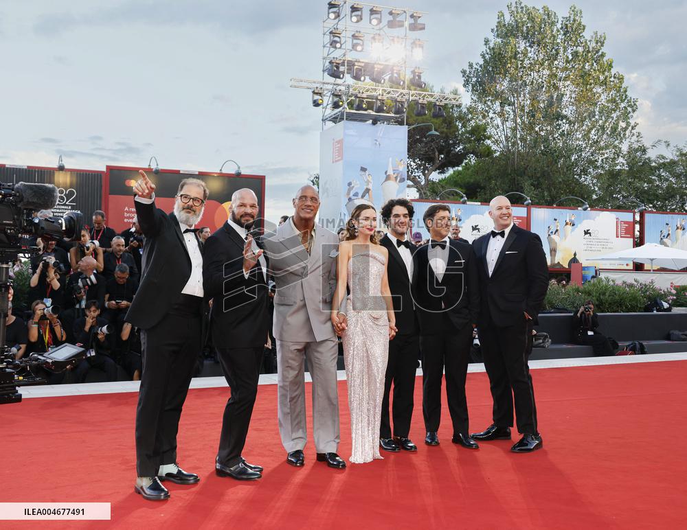 Venice - Red carpet film THE SMASHING MACHINE MP