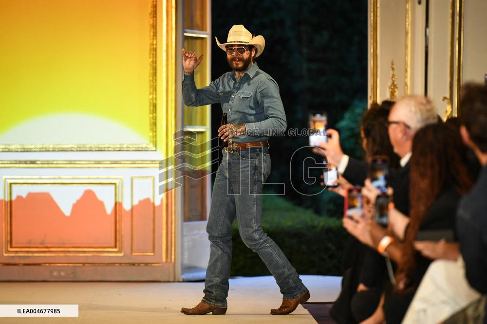 PFW - Austin Post Runway in Paris FA