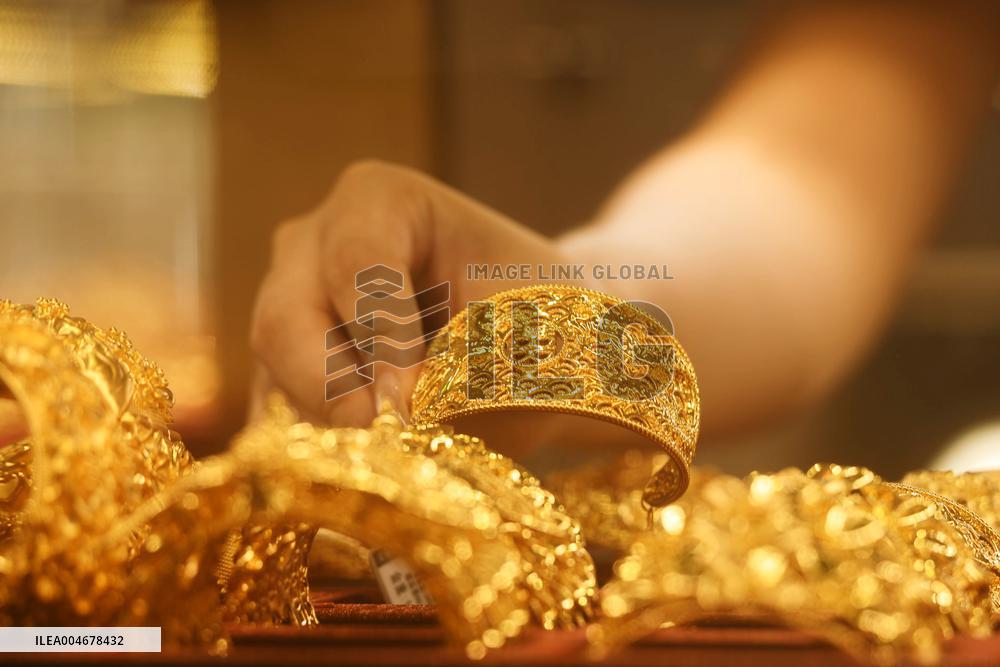 International Gold Price Hits Historic High