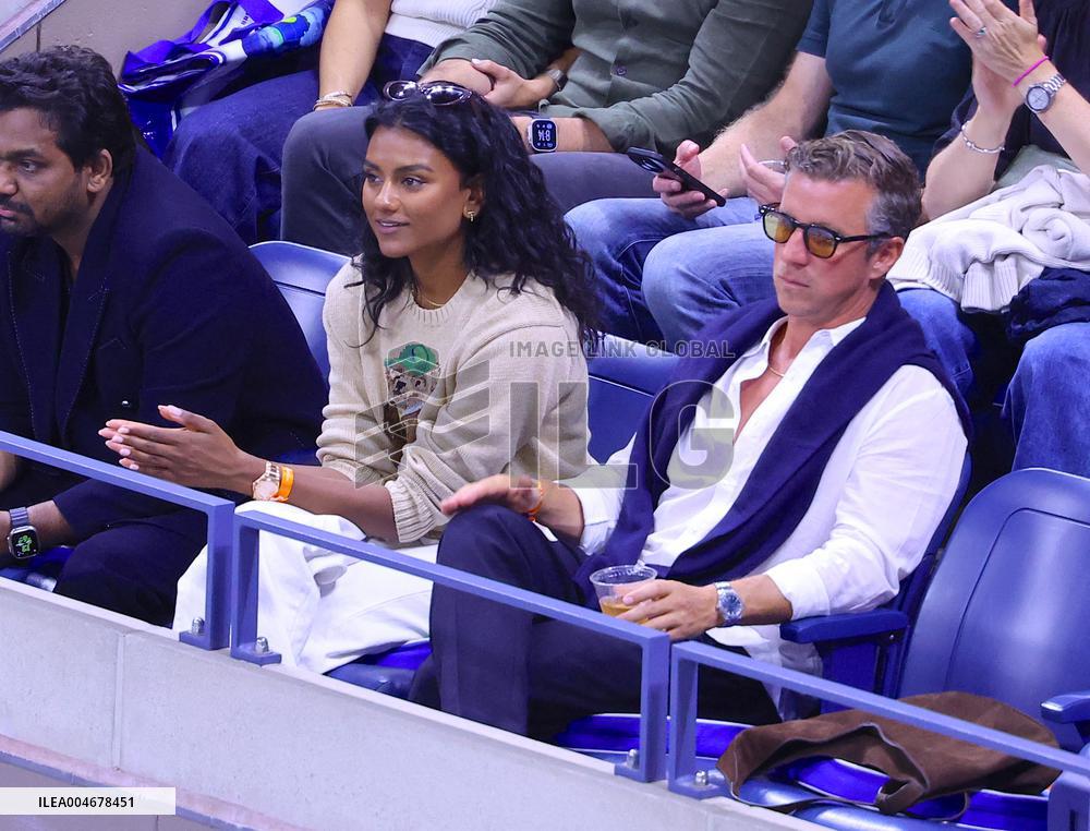 US Open - Simone Ashley With Boyfriend In The Stands