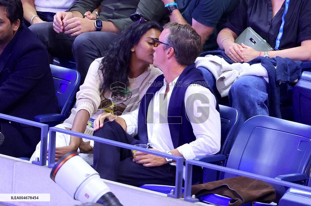 US Open - Simone Ashley With Boyfriend In The Stands