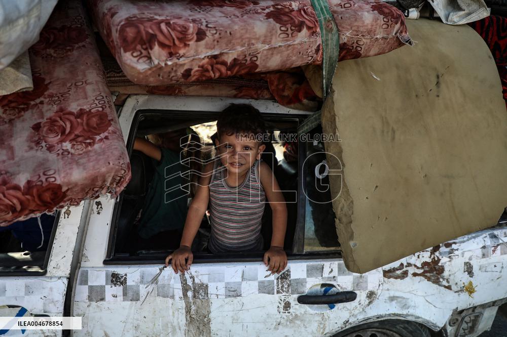 Displaced Palestinians On Al-Rasheed Street - Gaza City