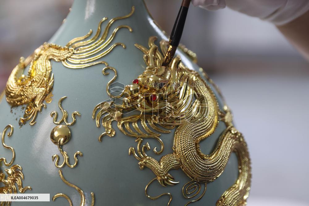 Intangible Cultural Heritage Ru Porcelain Art