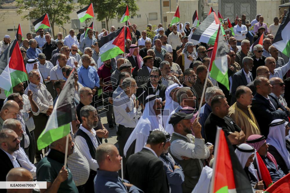 West Bank Residents Reject City Partition - Hebron