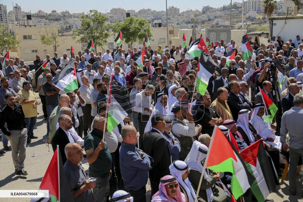 West Bank Residents Reject City Partition - Hebron