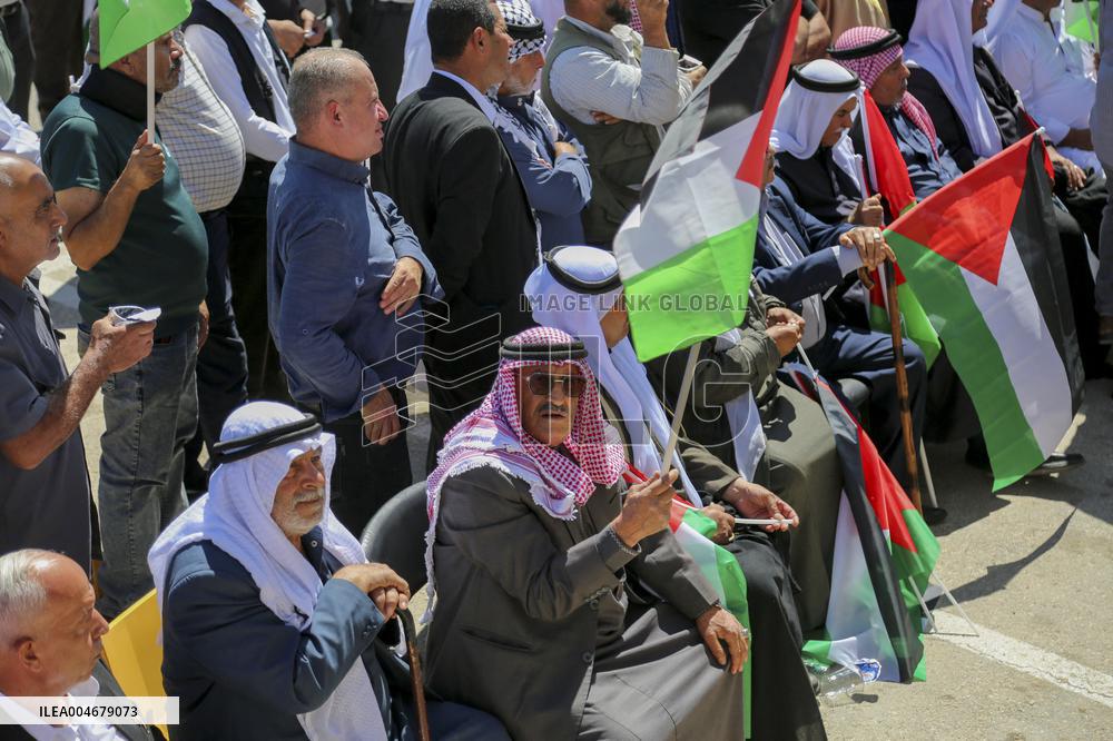 West Bank Residents Reject City Partition - Hebron